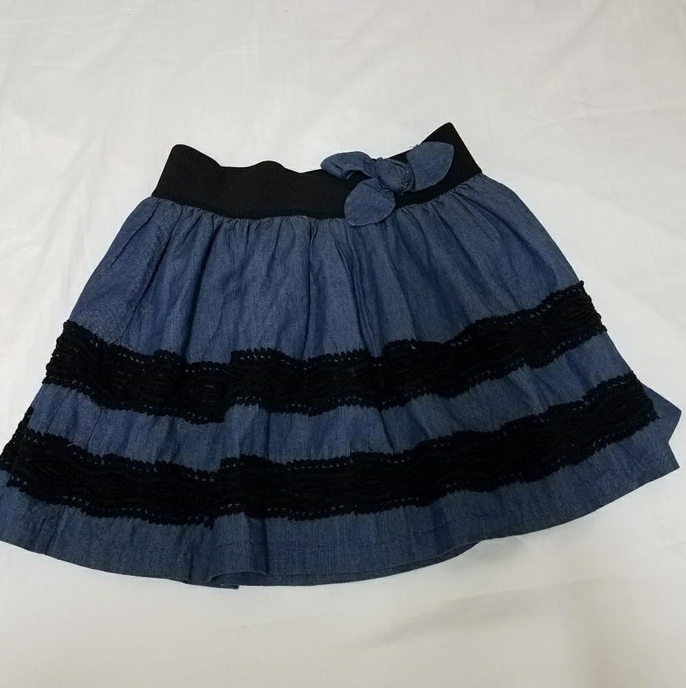 Forever 21 cute skater skirt